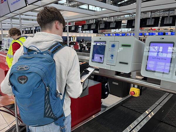 Self service customer journey - nejrychlejší způsob průchodu letištní halou