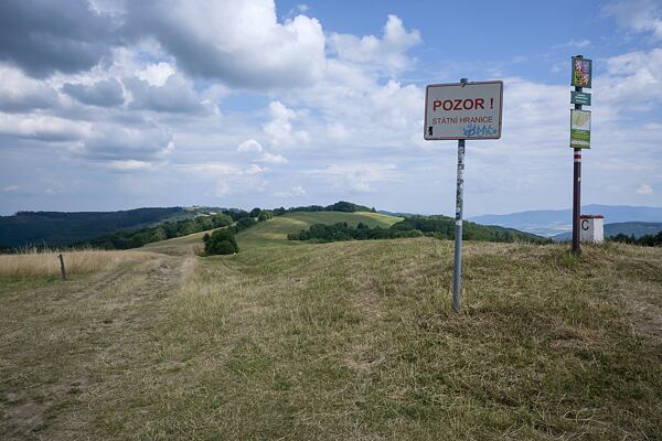 Česko-slovenské pomezí v Bílých Karpatech na trase Stezky Českem