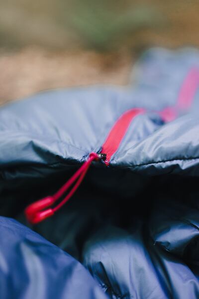 Spací pytel Patizon R 600 uni - zip má hrubost jen 3 mm