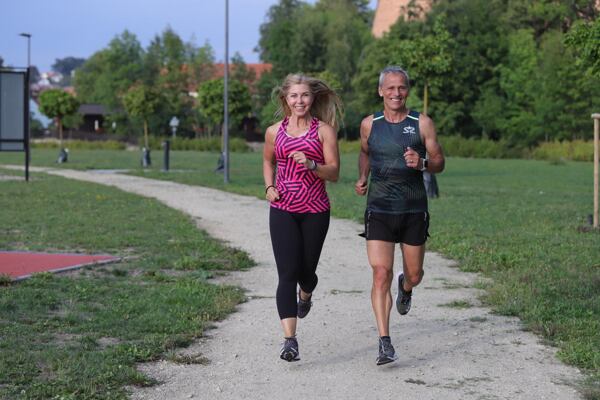 Dana a Miloš Škorpilovi jsou ve svých 60 a 70 letech díky longevity přístupu stále aktivní