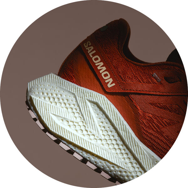 Detail na tlumení gravel běžeckých bot Salomon Aero Glide 3 GRVL